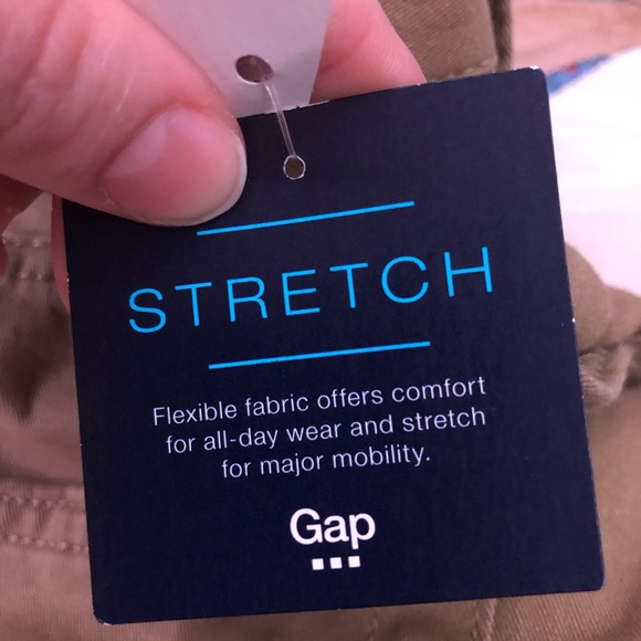 Brand new Gap Khakis - Picture 4 of 5